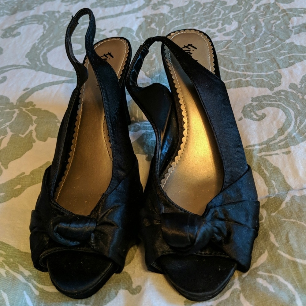Black dressy heels size 11wide